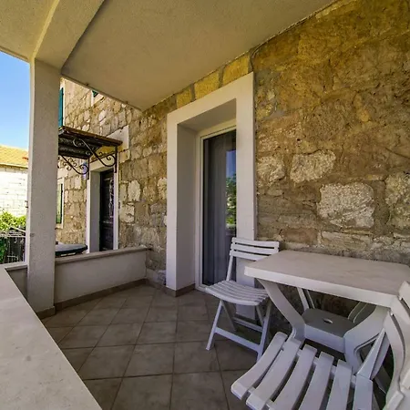 Apartment One Bedroom Milena *