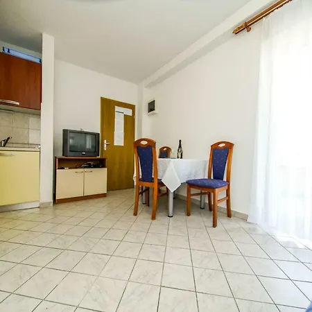 One Bedroom Milena بوستيرا