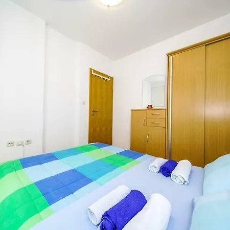 شقة One Bedroom Milena *