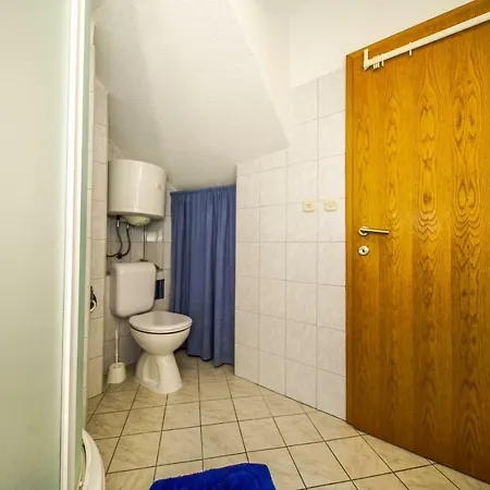 One Bedroom Milena شقة *